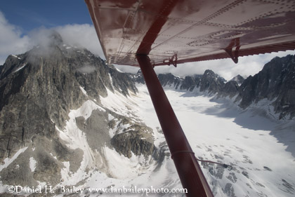 Flying over the Pika Glacier